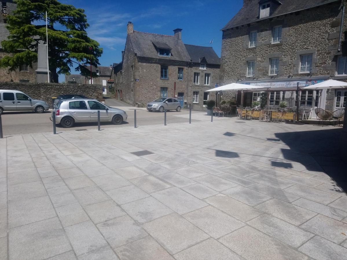 Pensjonat Bienvenue Saint-Pierre-de-Plesguen Zewnętrze zdjęcie